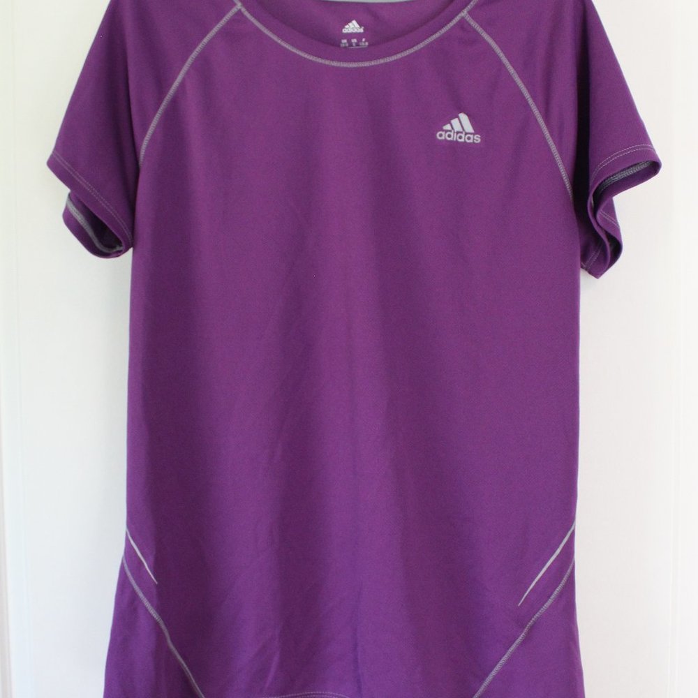 Adidas Athletic Workout Short Sleeve Shirt Womens Size Small